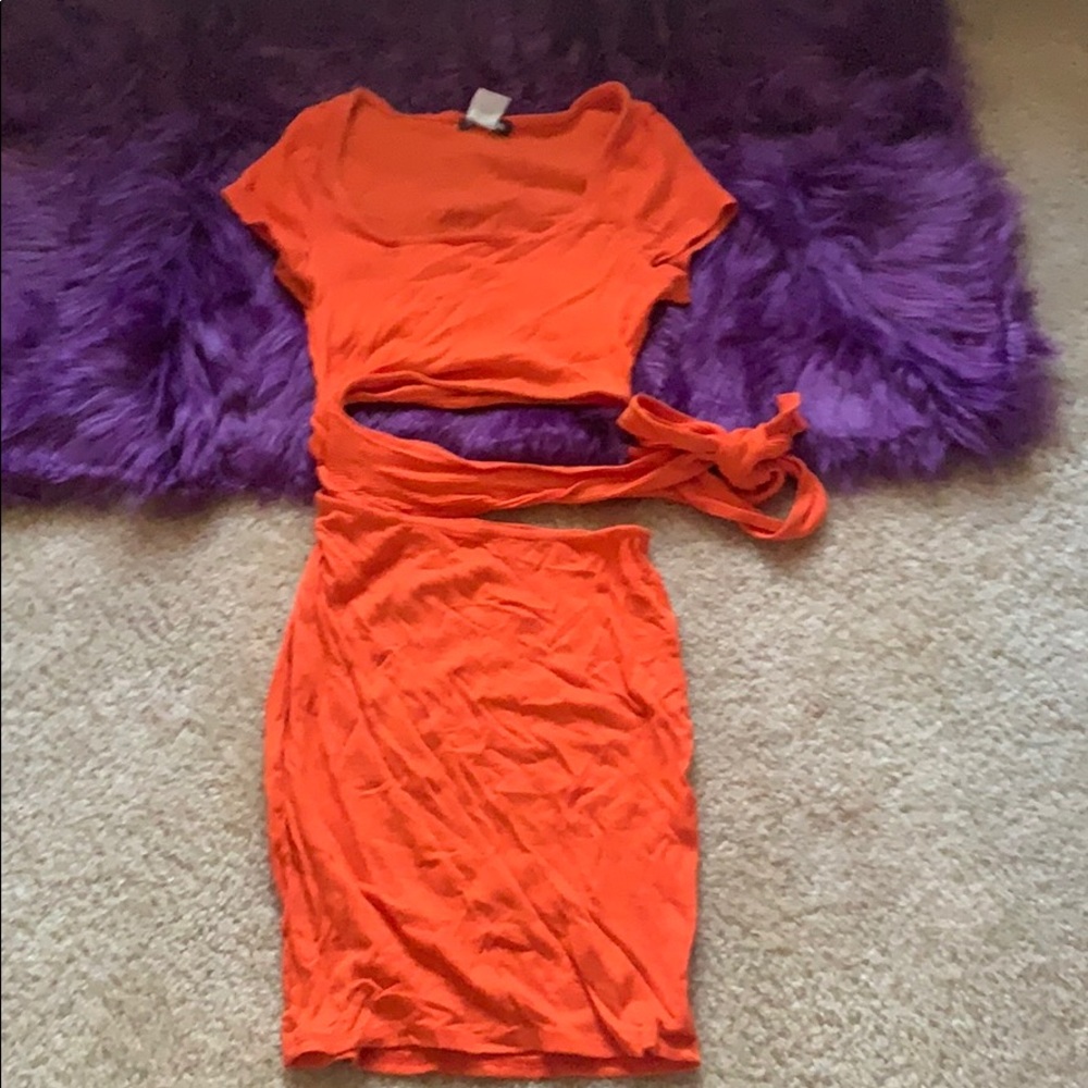 women’s orange sundress